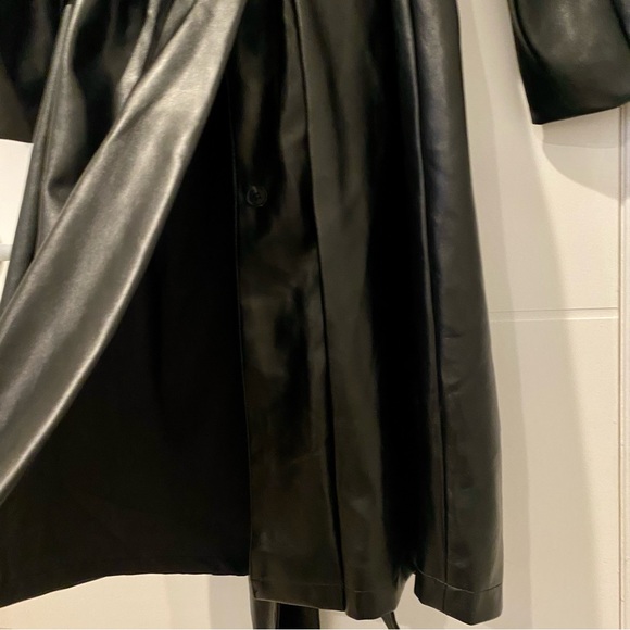 Oversized Vegan Leather Trench Coat Black Boa. Because of Alice - Picture 8 of 11